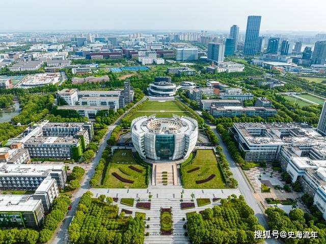 正版资料免费资料大全十点半>大湾区财经早参丨香港机场高峰日客运量创疫情后新高；空客直升机中国公司正式入驻横琴  第1张