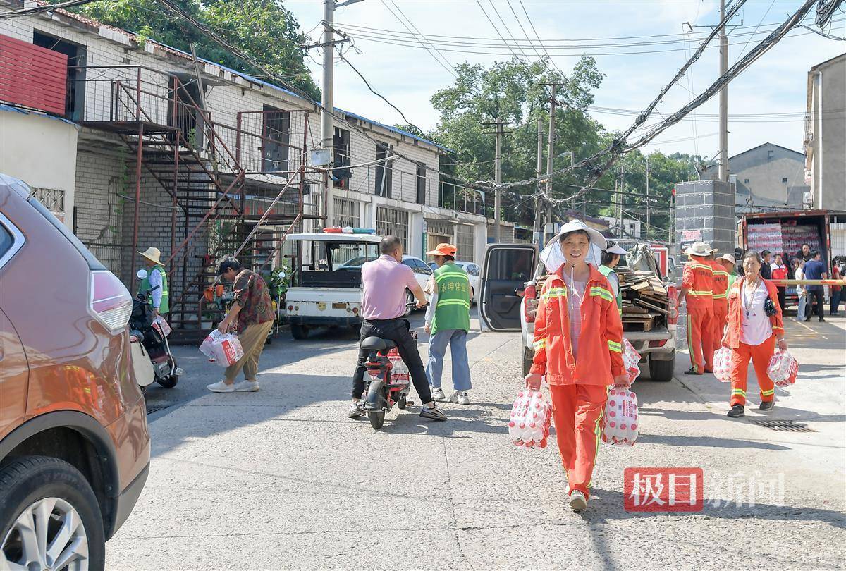 今晚开奖结果开奖号码查询>【朝医新闻】呼吸所召开大数据平台使用培训会  第2张