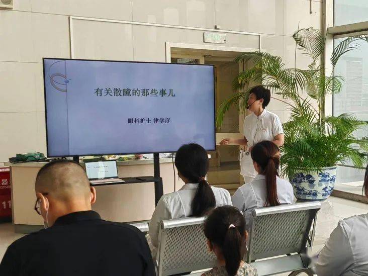 三肖必中特三肖三码官方下载>创新实践｜顶端新闻整合集团内媒体，一家子媒半年即扭亏为盈——顶端新闻深融实践  第3张